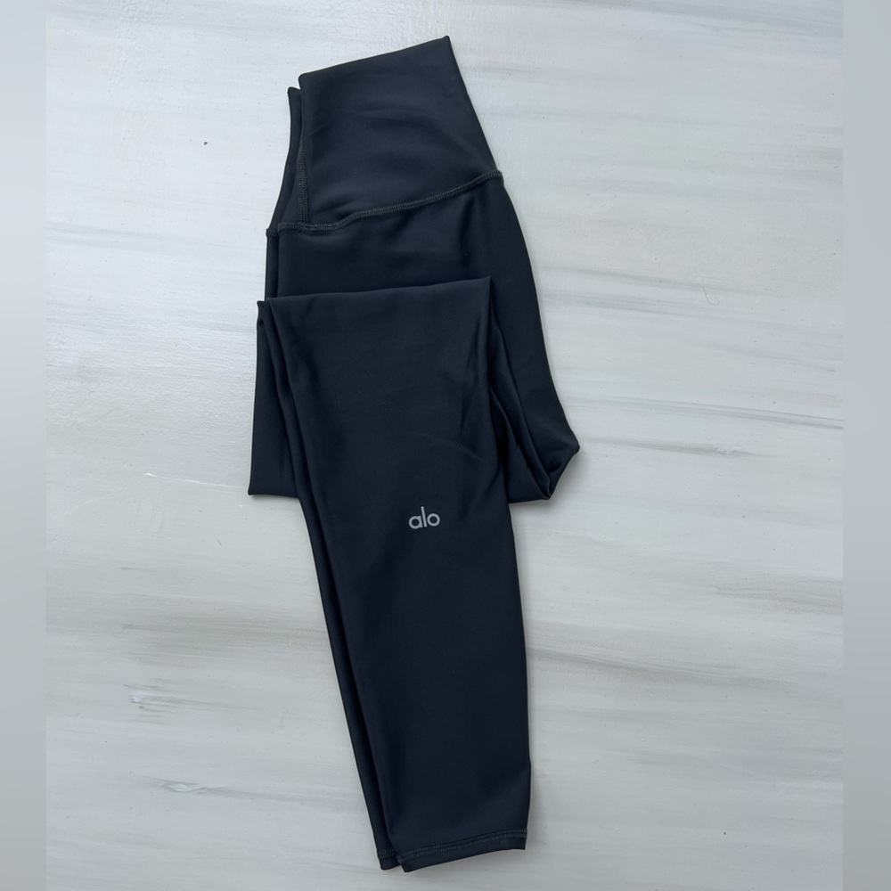 Alo Yoga 7/8 High-Waist Airlift Legging in Anthracite